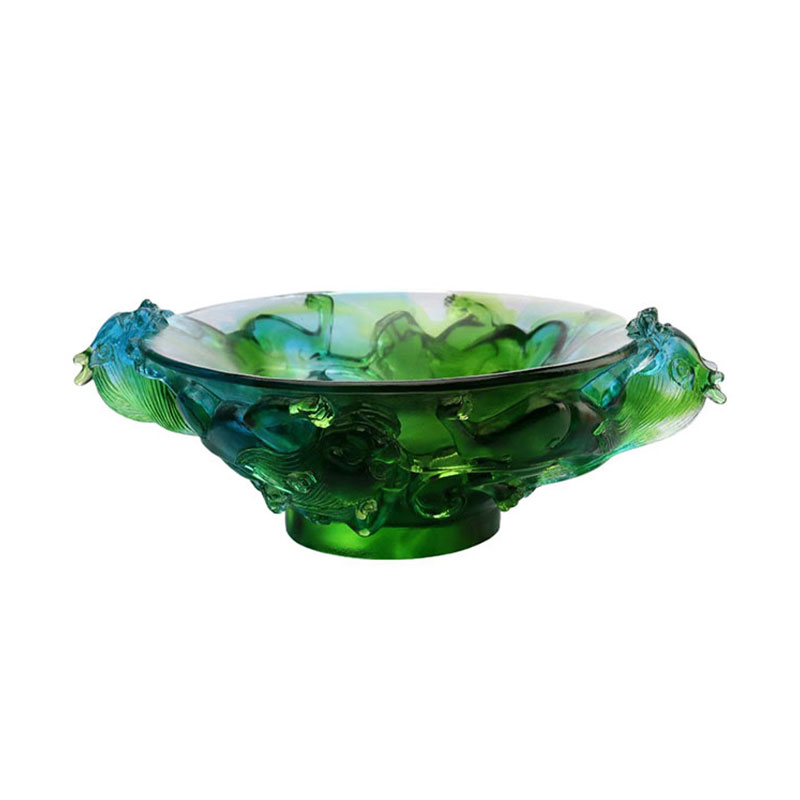 Priehľadný zelený sklenený tanier na ovocie