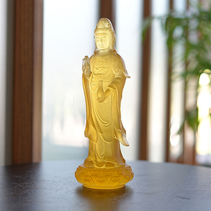 Sklenená socha Guanyin Bodhisattva