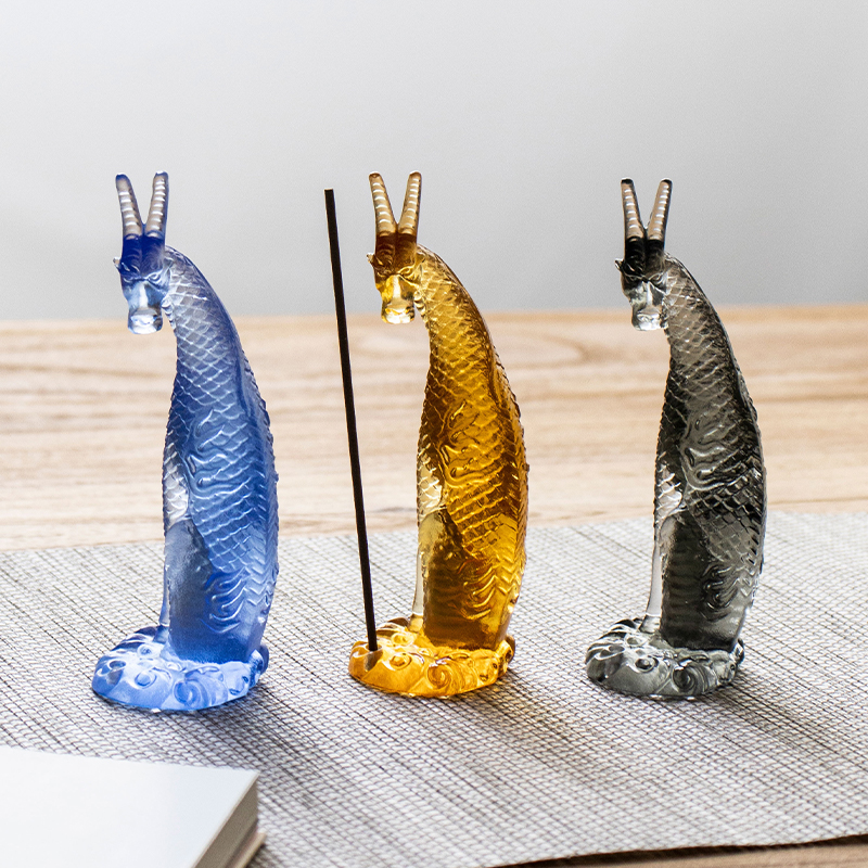 Sklenený držiak na vonné tyčinky Kirin