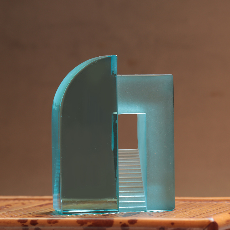 Ozdoby na čínske hračky s prechodom z modrého matného skla